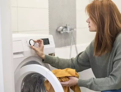 Лекарството, което опитните домакини слагат в пералнята и дрехите им са без нито едно петно