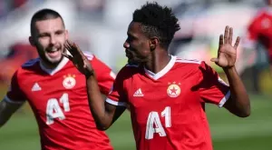 {{ otherArticle[0].article.title }}