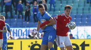 {{ otherArticle[0].article.title }}