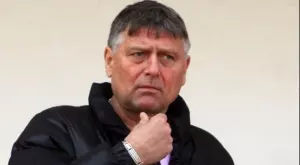 Пламен Николов пред Efirbet: Не вярвам Левски да се срине и да заиграе при аматьорите