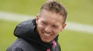 Байерн Мюнхен изкушава австрийски полузащитник