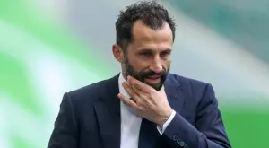 {{ otherArticle[0].article.title }}