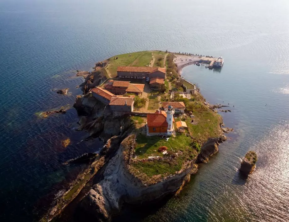 С тридневни тържества остров "Света Анастасия" ще отбележи своя празник