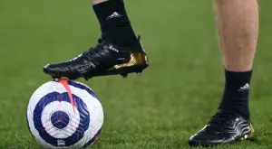 {{ otherArticle[0].article.title }}