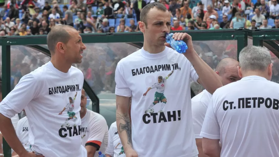 Потвърдено: Звездното трио Бербатов - Стилиян Петров - Мартин Петров атакува БФС