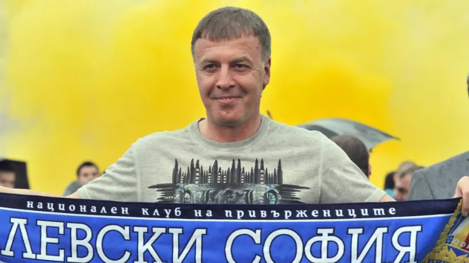 "Стандартен" избор за първа догадка на медиите за нов треньор в Левски