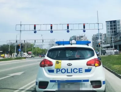 Извънредното положение в Пирот остава в сила, затворена е магистралата към България 