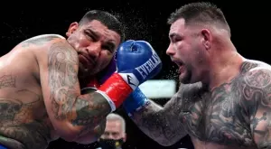 Анди Руис бе в нокдаун, но се съвзе и започна успешно премяната с успех над Ареола (ВИДЕО)