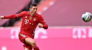 Жената на Герд Мюлер с трогателно послание към Роберт Левандовски