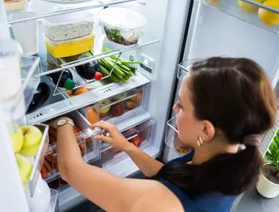 Защо опитните домакини държат пакетчета чай в хладилника?
