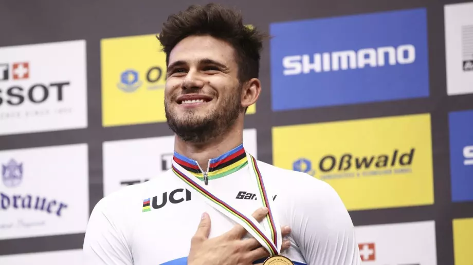 Италианец оглави "Джиро д'Италия" след шеметно представяне в първия етап
