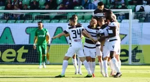 {{ otherArticle[0].article.title }}