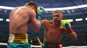 {{ otherArticle[0].article.title }}