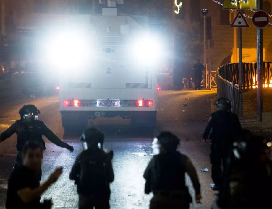 Полицията в Йерусалим арестува 8 поклонници в "Ал-Акса", призовавали за терор (ВИДЕО)
