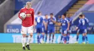 Бедният той: Вечната резерва Ван де Беек е аут до края на сезона!