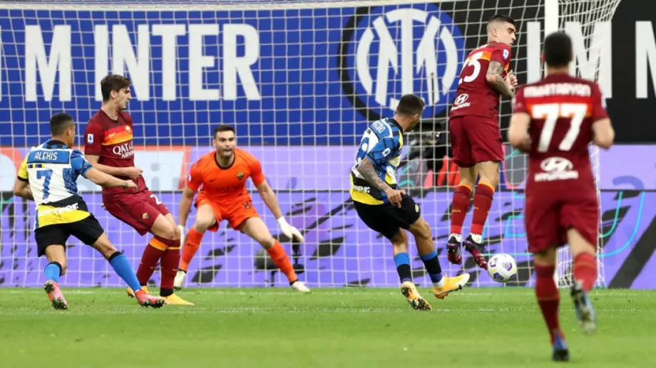 Интер продължава шампионския рейд, вкара 3 на Рома