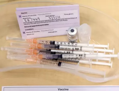 България разполага с 2,5 млн. дози ваксини срещу COVID-19 