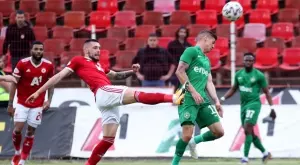 {{ otherArticle[0].article.title }}