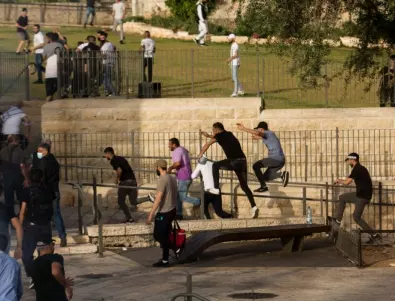 Израелските сили убиха 10 палестинци в ново нападение на Западния бряг