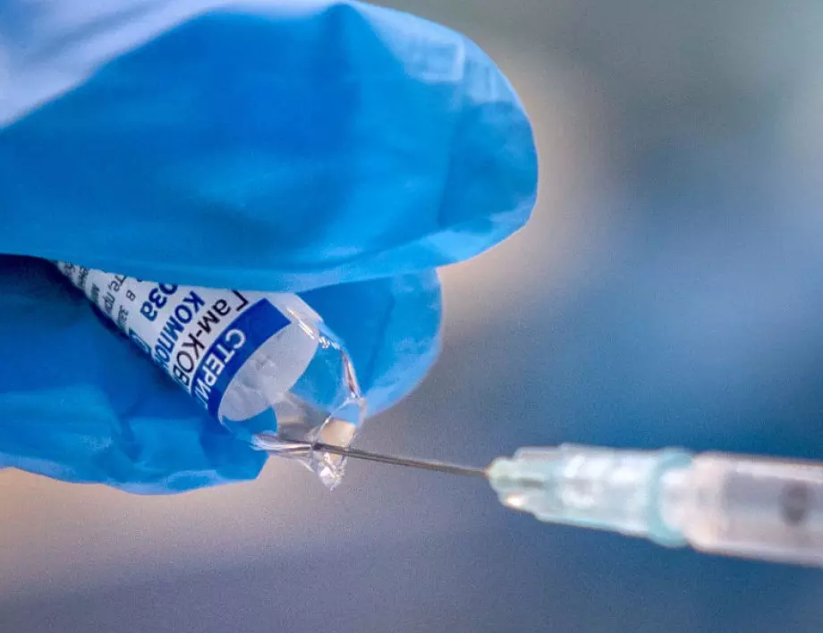 В Бургас ваксинират до Гъбката или на алеята над Северния плаж