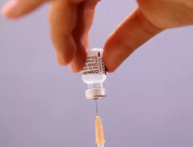 Известен наш имунолог: Трета доза ваксина и бустерна доза са различни неща