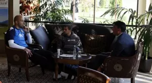 {{ otherArticle[0].article.title }}