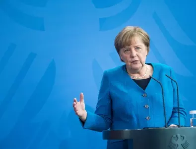 Меркел изрази солидарност с Израел 