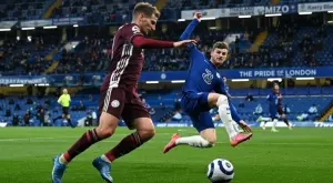 {{ otherArticle[0].article.title }}