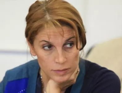 Малина Едрева, ГЕРБ-СДС: Работата на министъра на културата е не да гледа какво правят пожарникарите, а да защити знаковата сграда