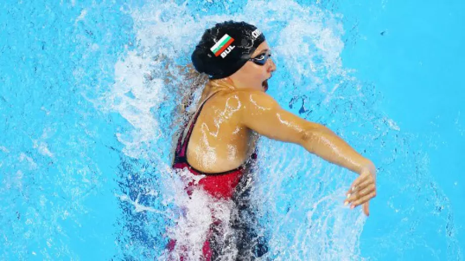 Гордост за България: Диана Петкова в топ 15 на световното плуване!