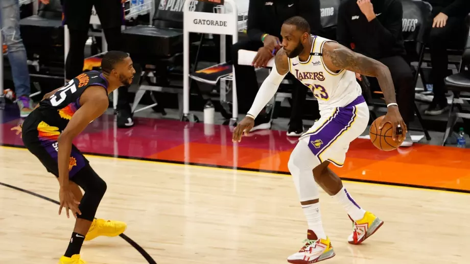 Финикс Сънс детронира ЛА Лейкърс в НБА, Денвър преодоля Портланд