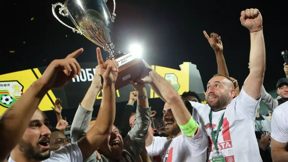 БФС още няма решение около казус с новия шампион на Първа лига