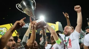 {{ otherArticle[0].article.title }}