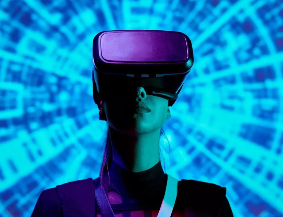 "Мета" представи усъвършенстван шлем за виртуална реалност