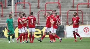 {{ otherArticle[0].article.title }}