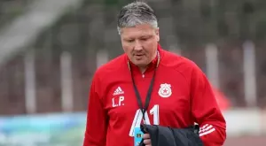 {{ otherArticle[0].article.title }}