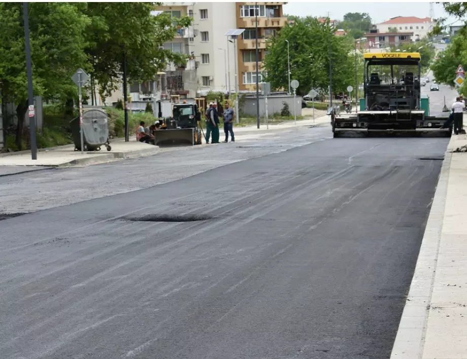 Правителството отпусна над 3 млн. лева за асфалтиране в община Бургас