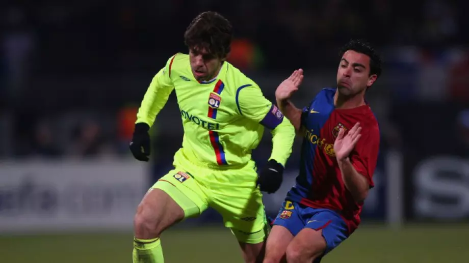 Жуниньо критикува остро трансферната цел на Барселона Мемфис Депай