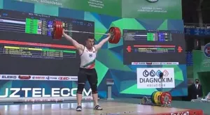 Христо Христов с титла от Световното по вдигане на тежести за младежи 