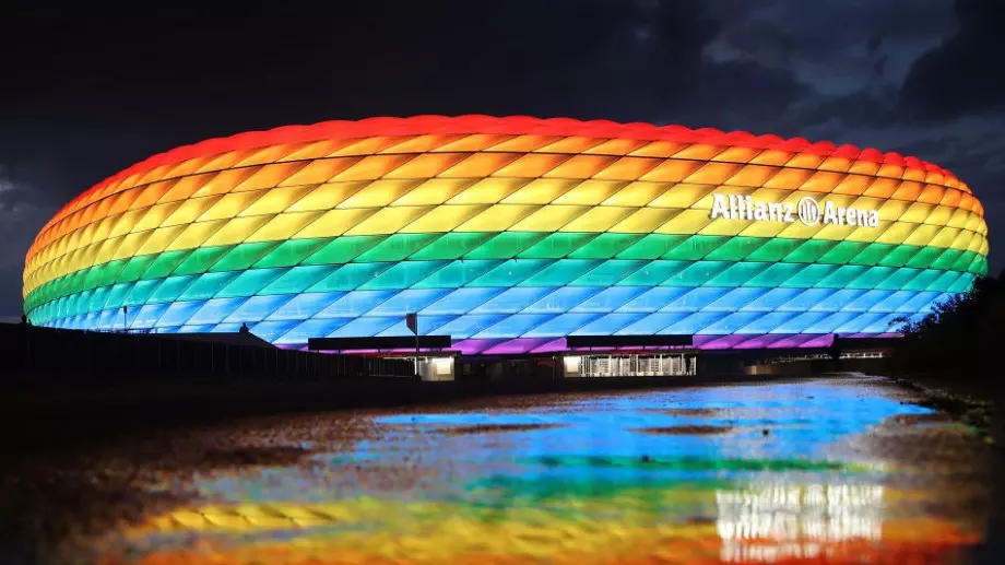 УЕФА категорично забрани "Алианц Арена" да свети в цветовете на дъгата!
