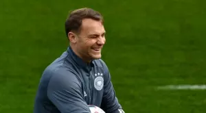 Депутат зове телевизиите да слагат "18+", когато Нойер играе на Евро 2020