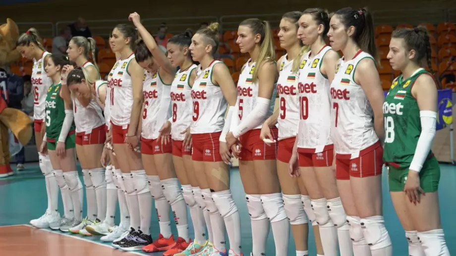 Женският национален отбор на България разпиля Словакия на старта на Златната лига