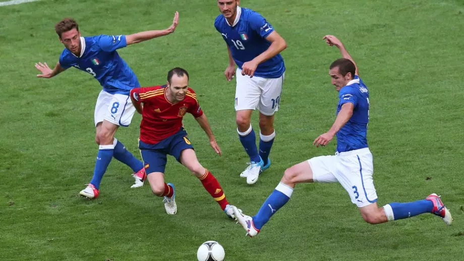 Магията на Андрес Иниеста на Европейското първенство по футбол през 2012 година (ВИДЕО)