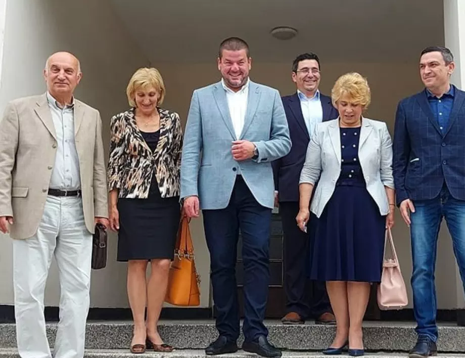 „БСП за България” и АБВ регистрираха листата си в Хасково