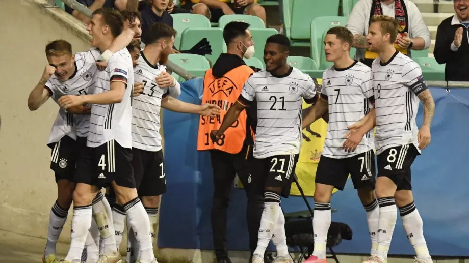 Олимпийският отбор на Германия напусна терена поради расизъм