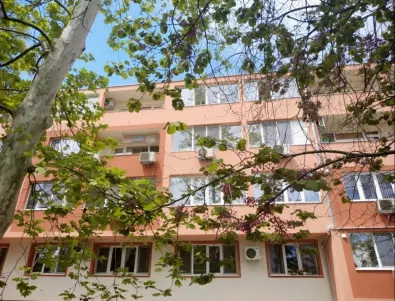 Санираха поредната многофамилна жилищна сграда в Бургас