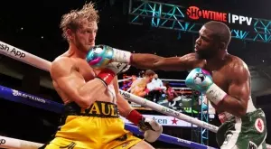 Съмнение: Флойд Мейуедър спасил влогъра Логан Пол от нокаут? (ВИДЕО)