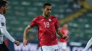 {{ otherArticle[0].article.title }}