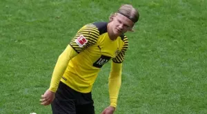 {{ otherArticle[0].article.title }}