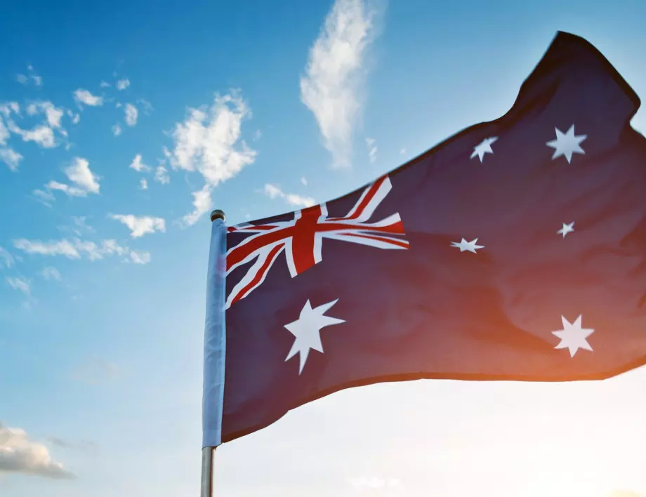 Австралия се мъчи да сложи край на постоянната поява на нови огнища на COVID-19 